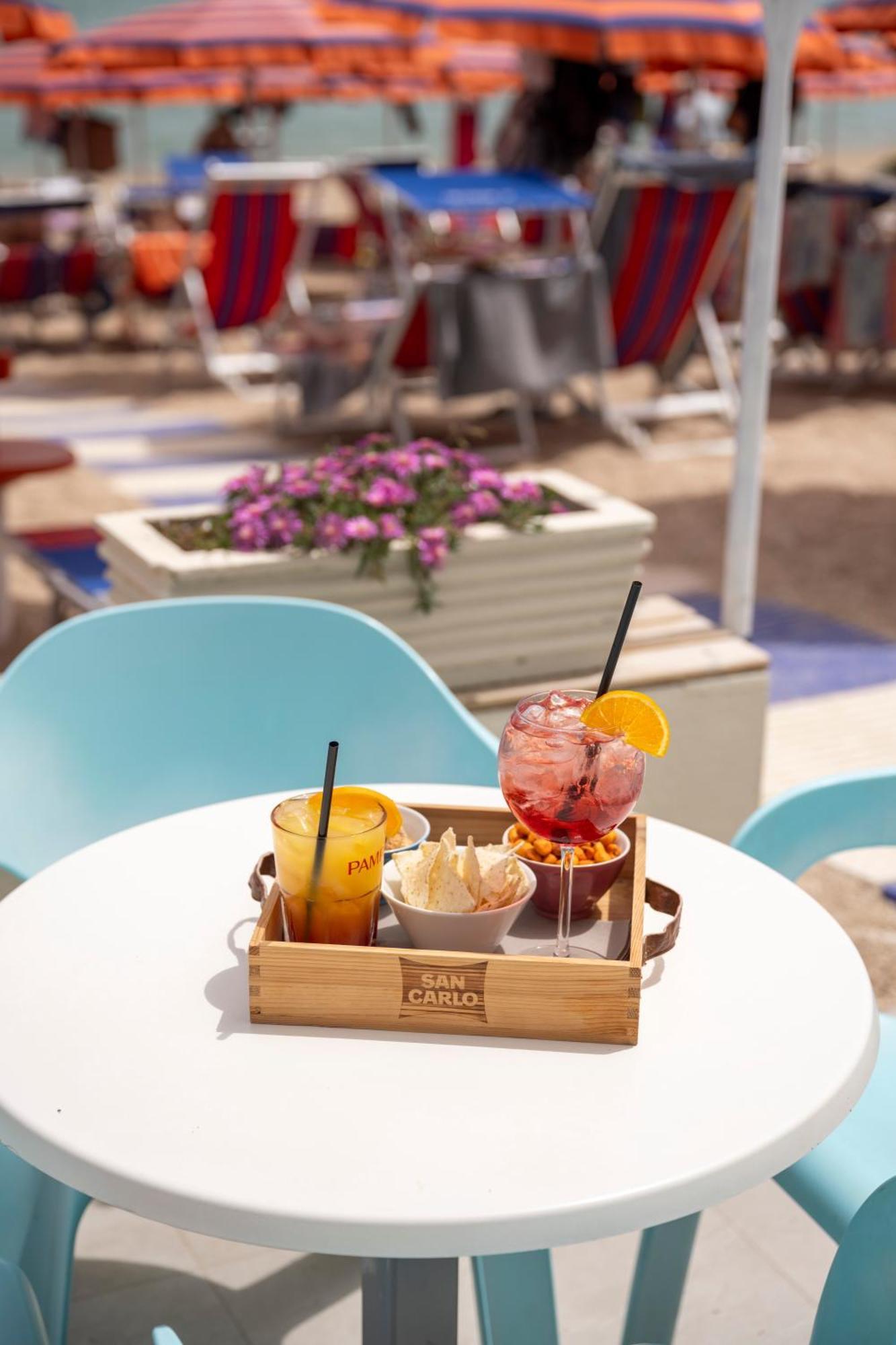 Hotel Kon Tiki Numana Exteriér fotografie